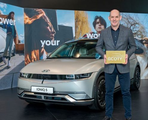 hyundai-ioniq-5-gcoty-2021-handover-02